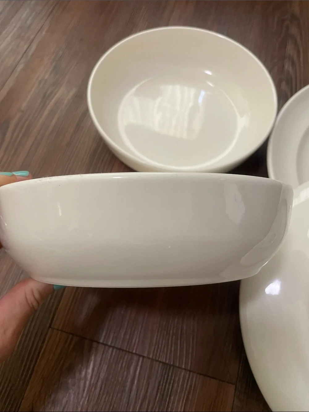 POTTERY BARN Sophia 4 pc ceramic set,2 bowls&2dinner plates!EXCELLENT